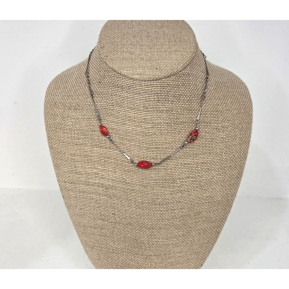 Vintage 1970's Glass Bead Silver Tone Necklace With Bar and Chain Link Pattern